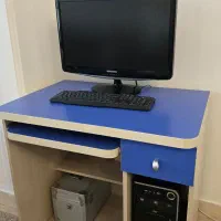 میز تحریر و میز کامپیوتر