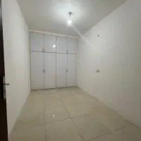 واحدی-درب-حیاط-ماشین-رو-مستقل