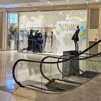 63 متر مغازه در چهارباغ بالا - مجتمع تجاری فیروزه