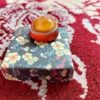 سنگ عقیق سه پوست‌ ابدار و زیبا