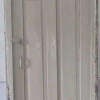 درب و پنجره چوبی قدیمی