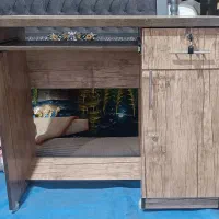 میز تحریر و صندلی