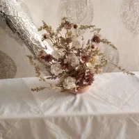 گلدان شیک وتمیز سالم