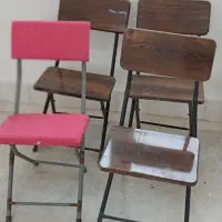 فروش  صندلی دانش آموزی  و کامپیوتر .  تعداد  ۵ عدد