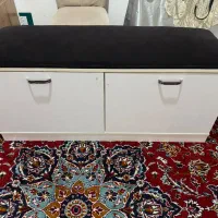 نیمکت و پاف طبقه ای