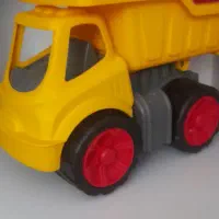 کامیون اسباب بازی