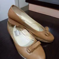 کفش خارجی در حد نو سایز ۳۷.دویست تومان