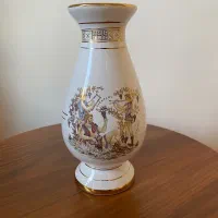 گلدان آنتیک دستساز طلاکوب یونانی