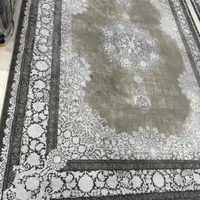 ۲ عدد فرش ۹ متری در حد نو