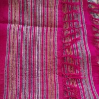 شال ابریشم طبیعی دستباف ۷۰ساله سرخابی ارغوانی اصیل