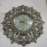 ساعت دیواری