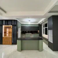 ساخت و نصب انواع کابینت و کمددیواری های روز