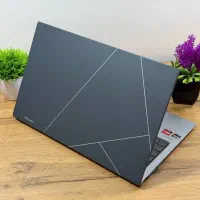 لپ‌تاپ ASUS Zenbook 15 OLED (UM3504)