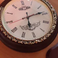 ساعت آویز قدیمی