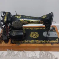 چرخ خیاطی قدیمی