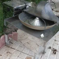 سبزی خرد کن کاسه ای در حد نو