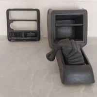 وسایل ماشین فروخته میشود