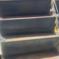 منبری چرخ دار میوه