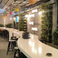 فروشنده و صندوقدار