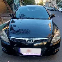 هیوندا i30