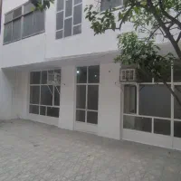 کلنگی ۱۳۵ متر/دو‌ طبقه مجزا/مناسب سکونت/پرچم