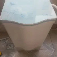 ماشین لباسشویی ۷ کیلویی در حد نو