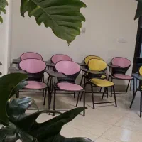 صندلی دانشجویی