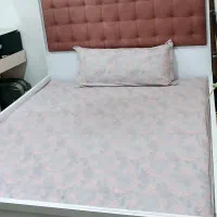 تخت دونفره  با تشک پنبه ای