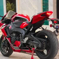 honda cbr1000 2017|موتورسیکلت|تهران, سعادت‌آباد|دیوار