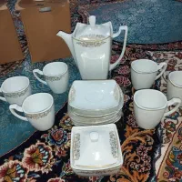عصرانه خوری کاسه ابگوشت