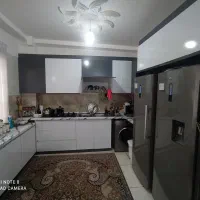 واحد-102-متری-طـ-اول-راه-جدا-3-خواب-2-سال-ساخت