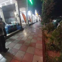 تجاری بر چهارباغ فاز۱ نزدیک میدان امام خمینی
