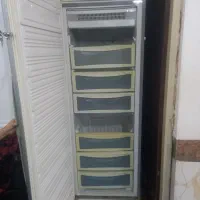 فریزرایستاده