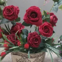 گل مصنوعی چندتاست