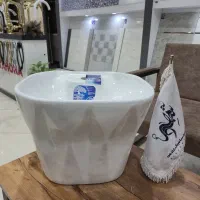 روشویی بدون پایه سرامیکی