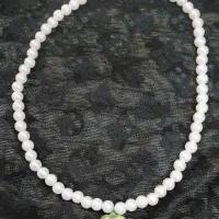 گردنبند و دستبند