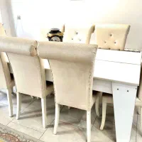 میز غذاخوری