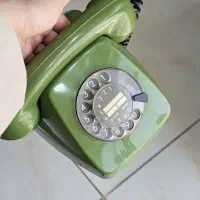 تلفن آنتیک کاملا سالم قابل استفاده