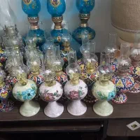کلمن سفالی و چراغ نفتی