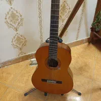 گیتار. یاماها C40 اصل