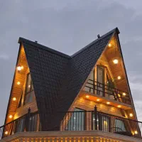 کلبه سوییسی جکوزی دار رویایی رو به دریا