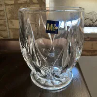 ظروف شیشه ایی