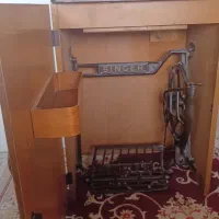 میز چرخ خیاطی سینگر