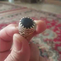 انگشتره نقره نگینش یاقوت کبود