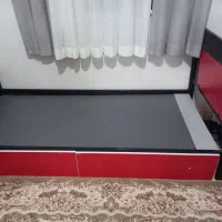 تخت یکنفره فلزی  کفی از جنس چوب