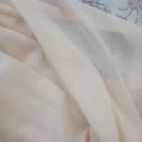 پرده حریرترک کرم رنگ نو نومناسب جهیزیه