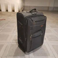 چمدان سالم با زیپ سالم