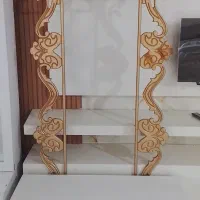 قاب آینه وعدد فرش آشپز خانه