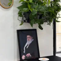 قاب عکس رهبر،قاب شهدا