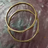 طلا ۲۰۰بالای تابلو